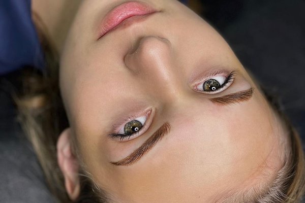 Makijaż permanentny brwi w Koszalinie, efekt naturalny