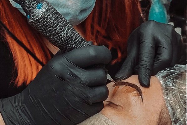Usługi makijażu permanentnego w Tarnowie