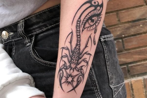 Szkice tatuażu „Skorpion”