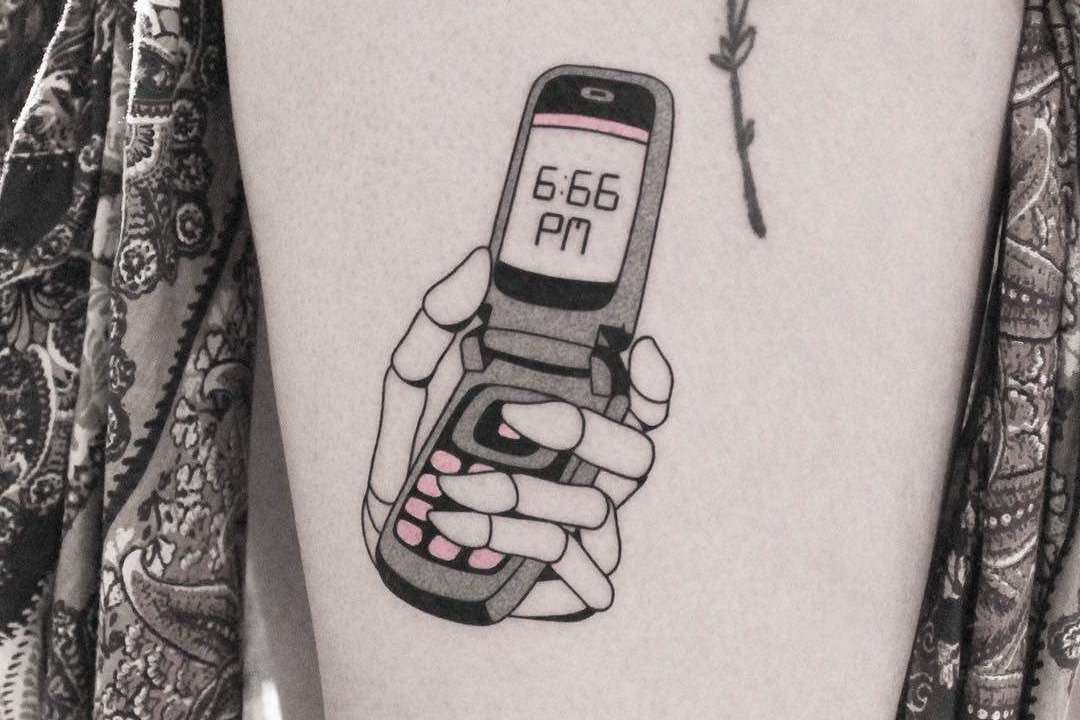 tatuaż telefon