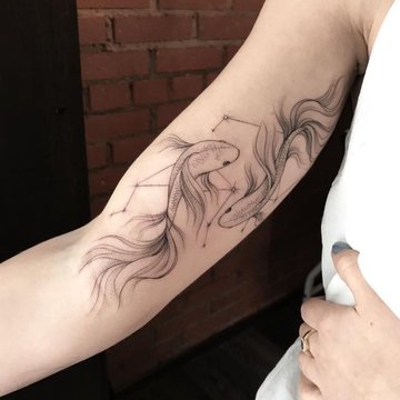 Tatuaż ze znakiem zodiaku Ryby