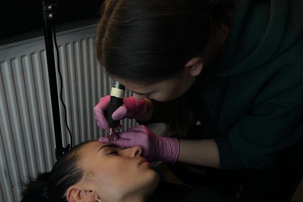 Permanent makeup training in Kalish