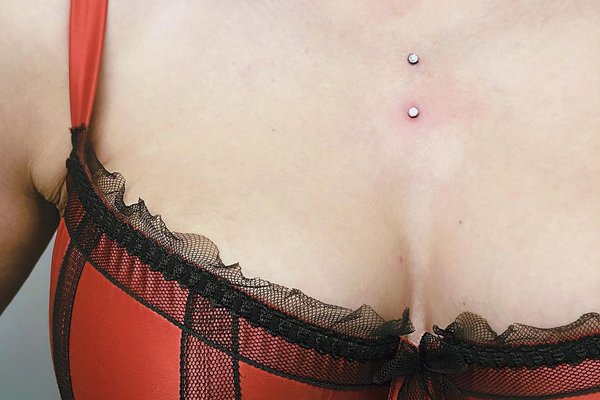 Piercing microdermal