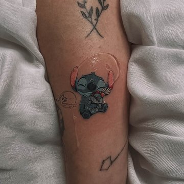 tatuaż Stitch znaczenie wzór