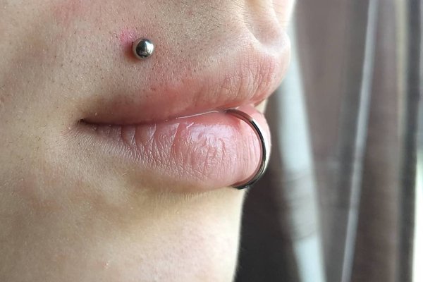 Piercing monroe