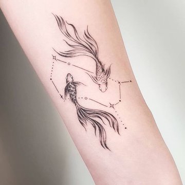 Tatuaż ze znakiem zodiaku Ryby