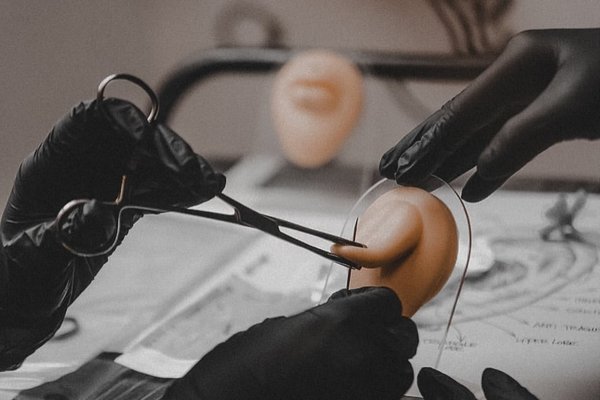 Piercing training in Katowice