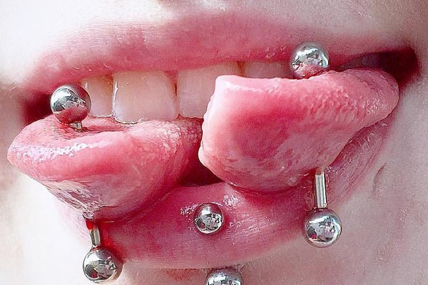 Tongue splitting