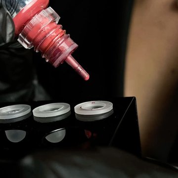 Kolory pigmentów do makijażu permanentnego ust