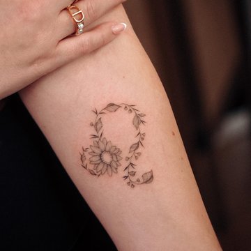 Tatuaż ze znakiem zodiaku Lwa