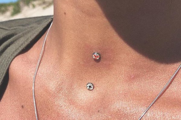 Piercing microdermal