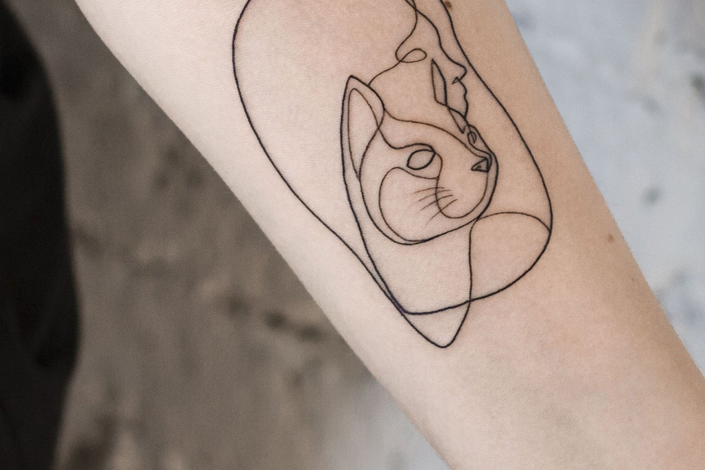 Tatuaż kontury/linework