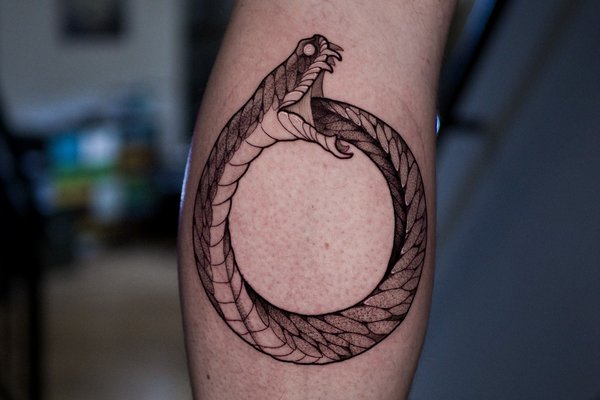 Uroboros Tatuaż