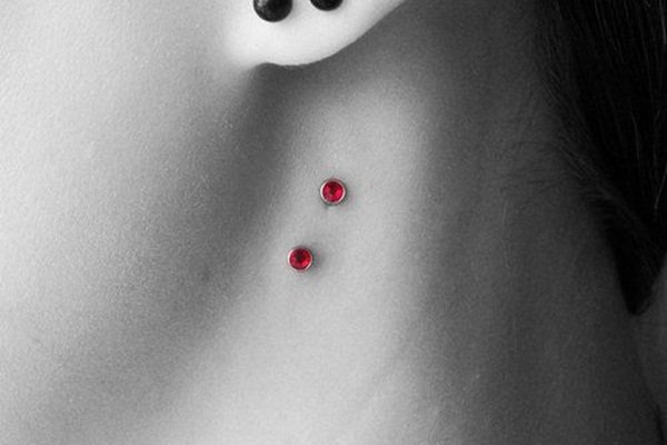 Piercing szyi