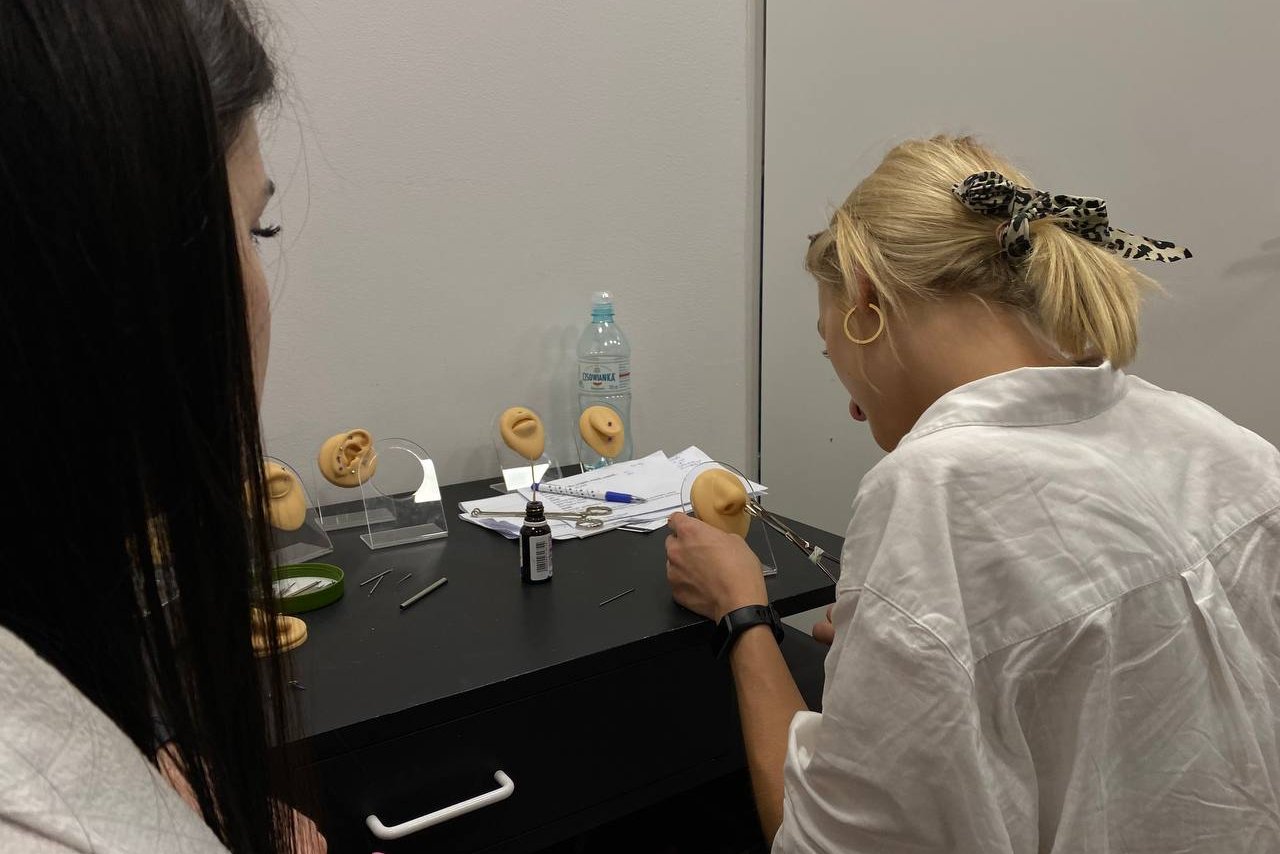 Piercing Courses in Krakow