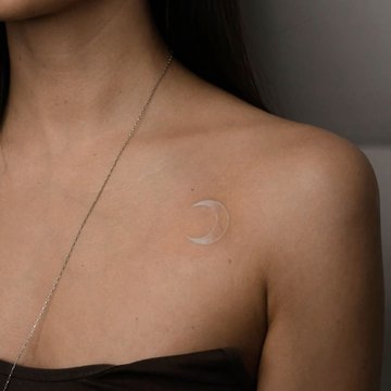 Tatuaż lunula