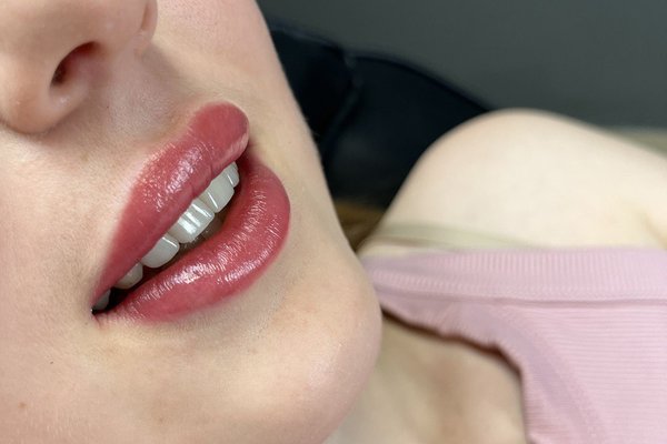 Permanent Makeup in Krakow