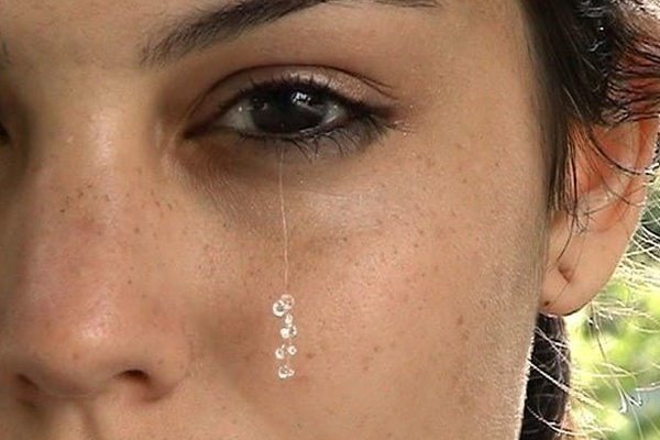 Piercing oczu
