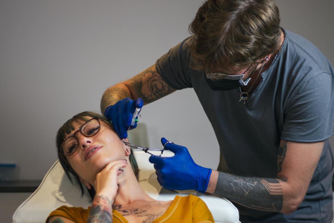 Piercing tragus