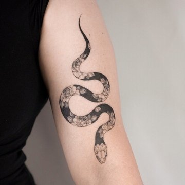 Symbol Siły - Tatuaż Damski
