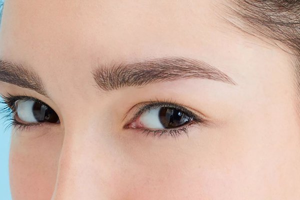 microblading brwi co to