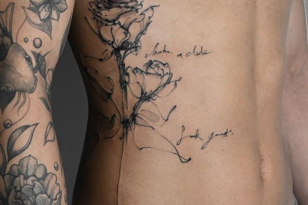 Tatuaż na Żebrach Męski