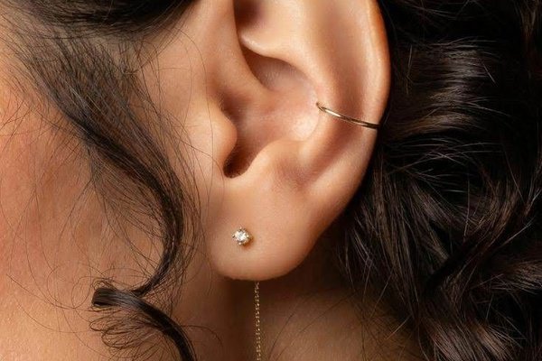 conch piercing