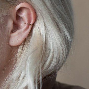 conch piercing