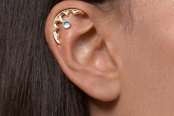 Piercing helix