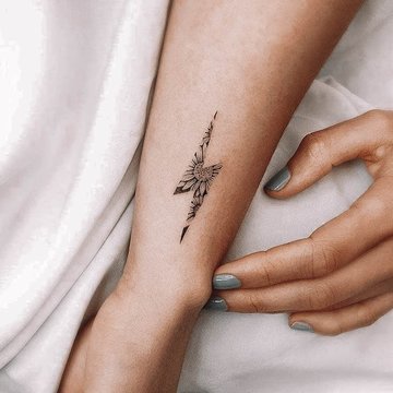 tatuaż piorun znaczenie wzór