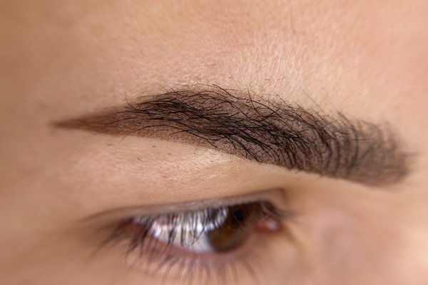 Makijaż permanentny brwi – efekt po zabiegu, Olsztyn