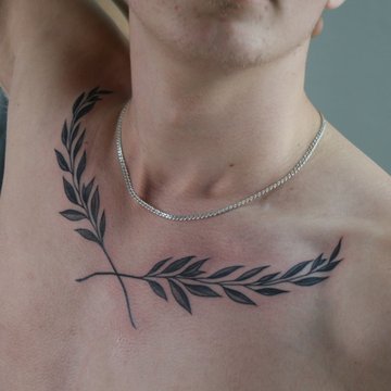 Męskie tatuaże na szyi