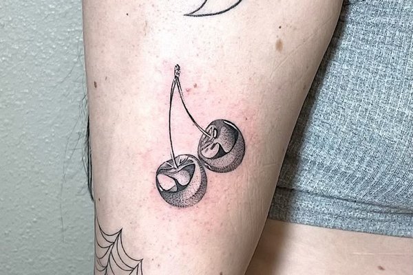 chrome tattoo wisienki
