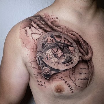 Pierwszy tatuaż męski na piersi