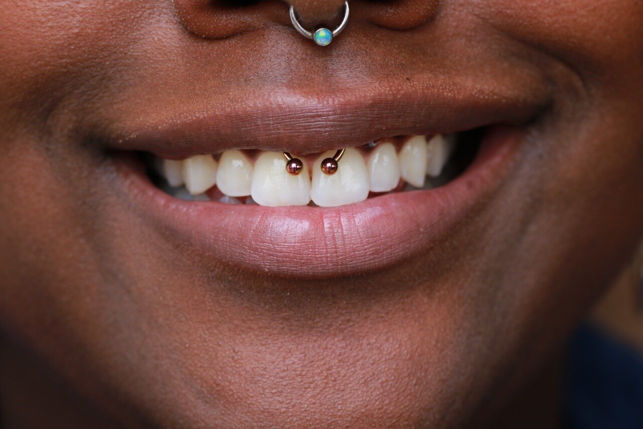 Piercing smiley